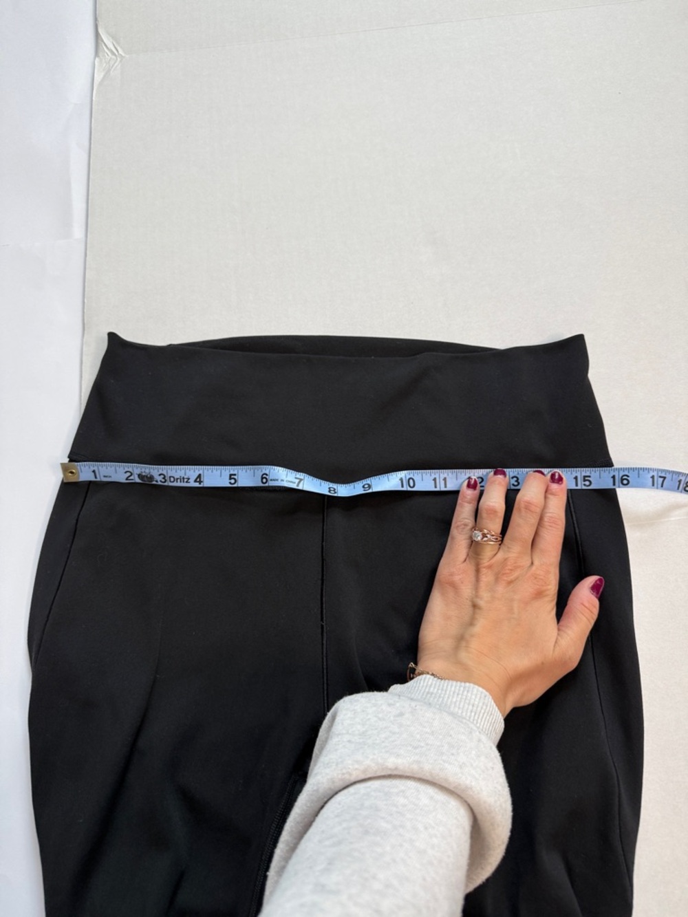 Adidas High-Rise Workout Leggings Cropped Black size Large - Picture 13 of 13
